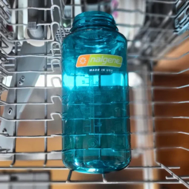 How to Get Soap Taste Out of Water Bottle: Easy Fixes That Work