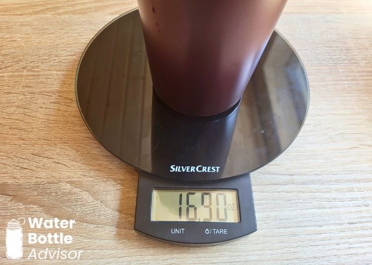 Owala FreeSip Sway 30 oz bottle weighed empty on a digital kitchen scale