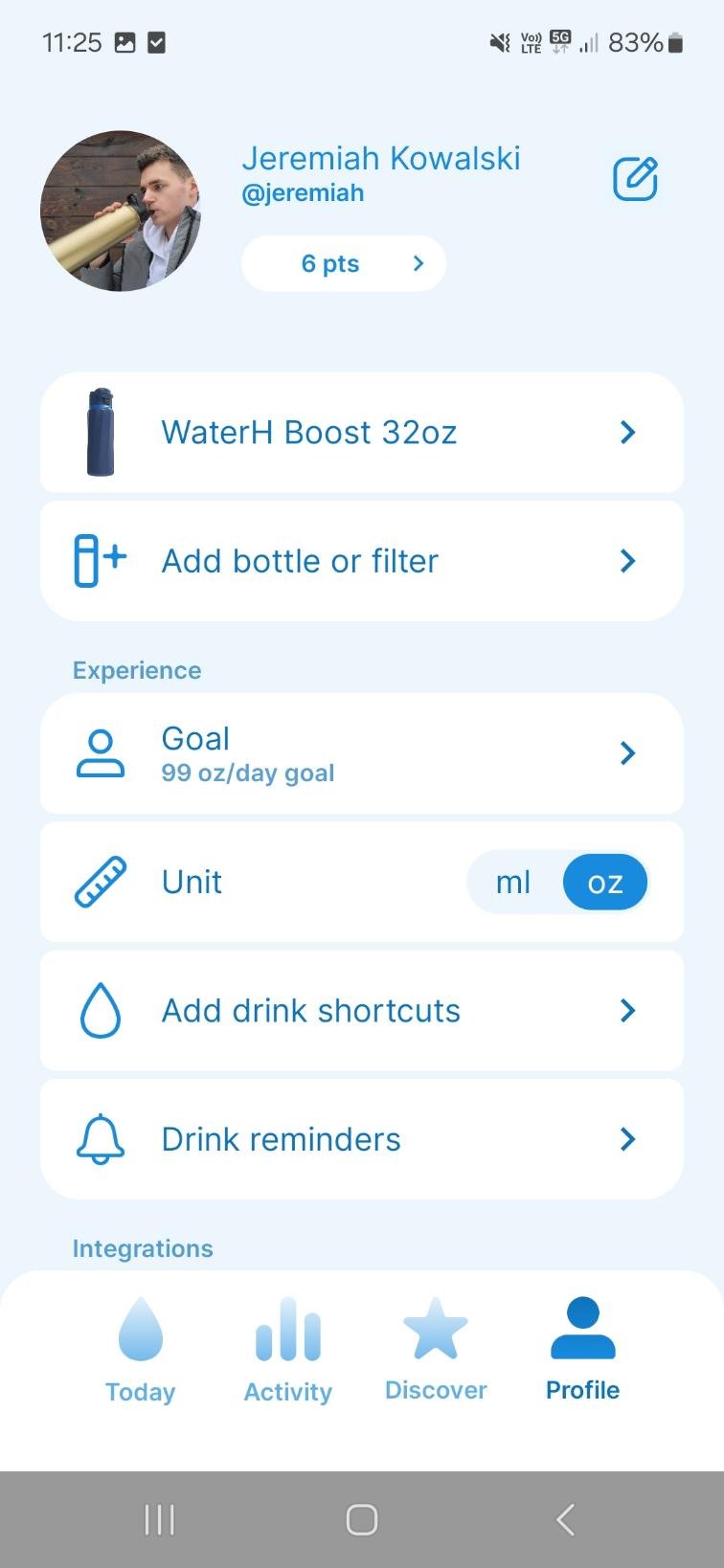WaterH BOOST 32 oz smart water bottle app profile screen showing hydration goal, units, drink reminders, and connected bottle settings